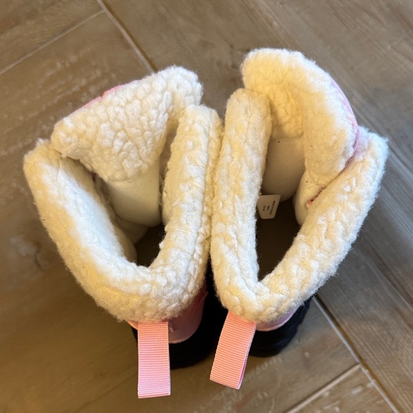 Girl Toddler Snow Winter Boots Waterproof - Pink - Size 7 - Excellent Condition - Picture 4 of 14